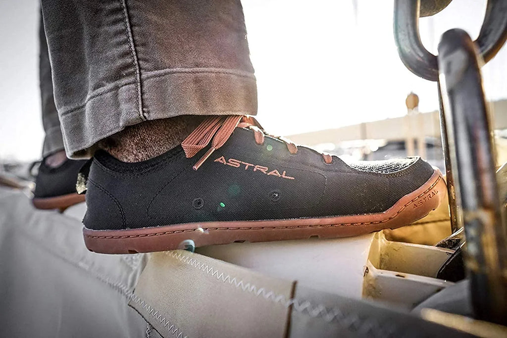 Astral Men's Loyak moisture Shoes