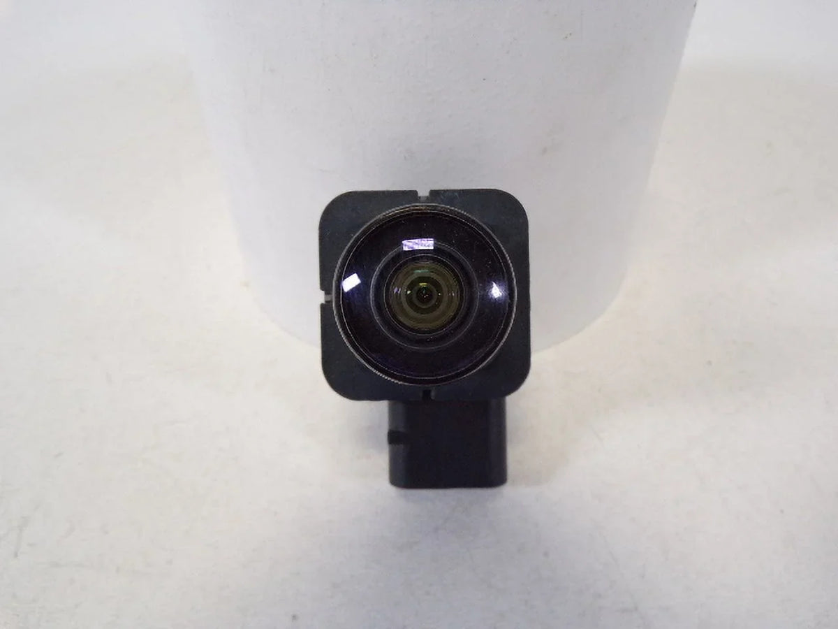Pre-Owned 17-19  Escape Rear View Backup Camera OEM LKQ (Good)