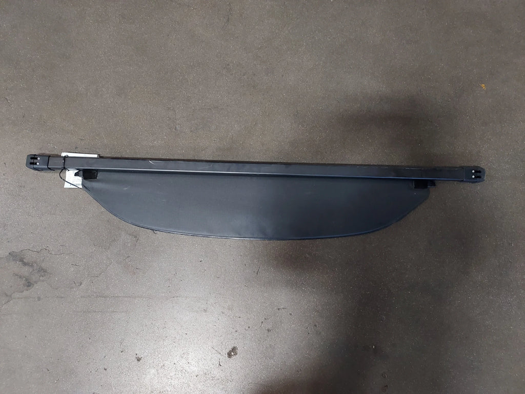 Pre-Owned 2014  Rav4 Trunk Cargo shield Shade OEM LKQ (Good)