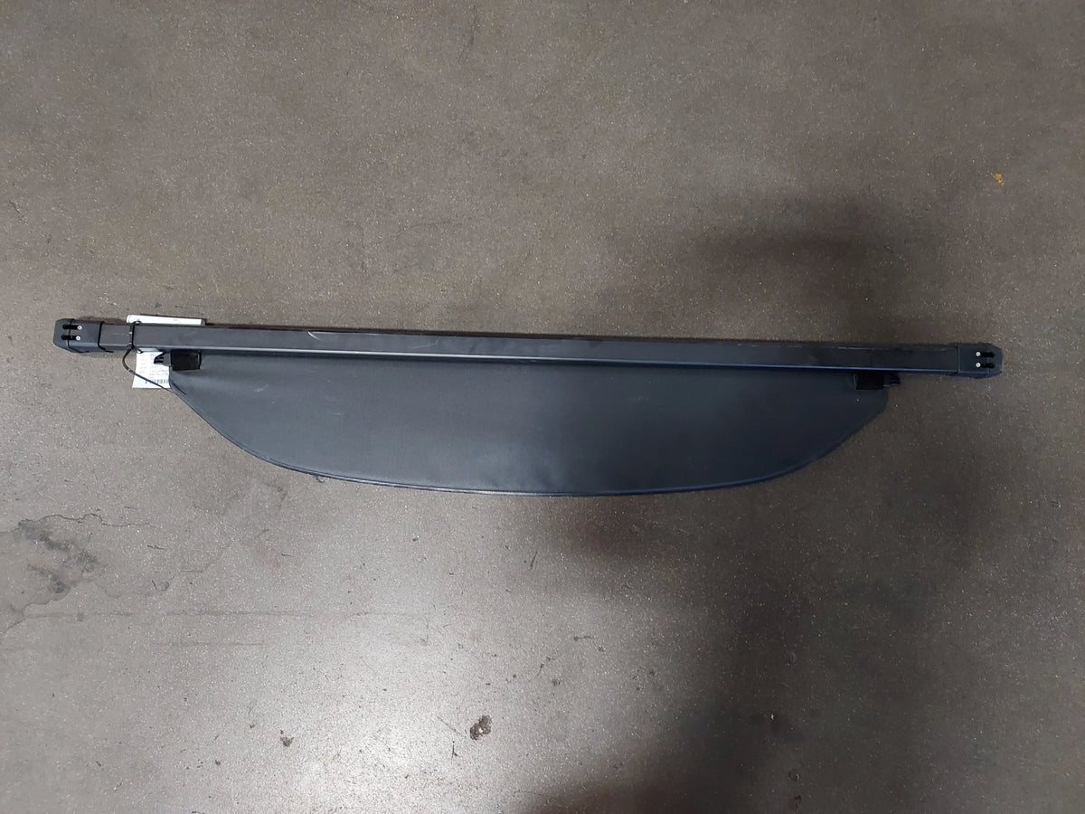 Pre-Owned 2014  Rav4 Trunk Cargo shield Shade OEM LKQ (Good)
