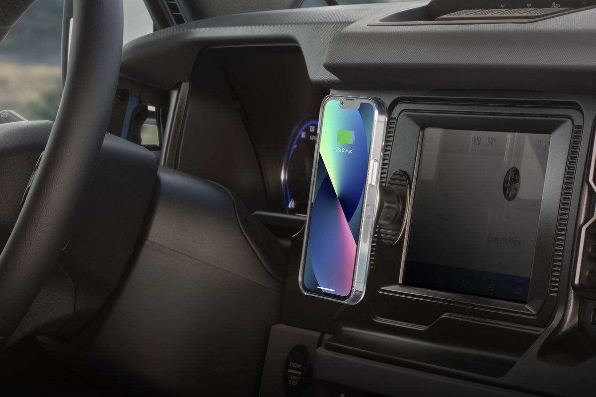 Scosche MPQ5DV-SP1 Dash/Vent Magnetic Wireless Charging Mount matching W/ MagSafe iPhone, Galaxy