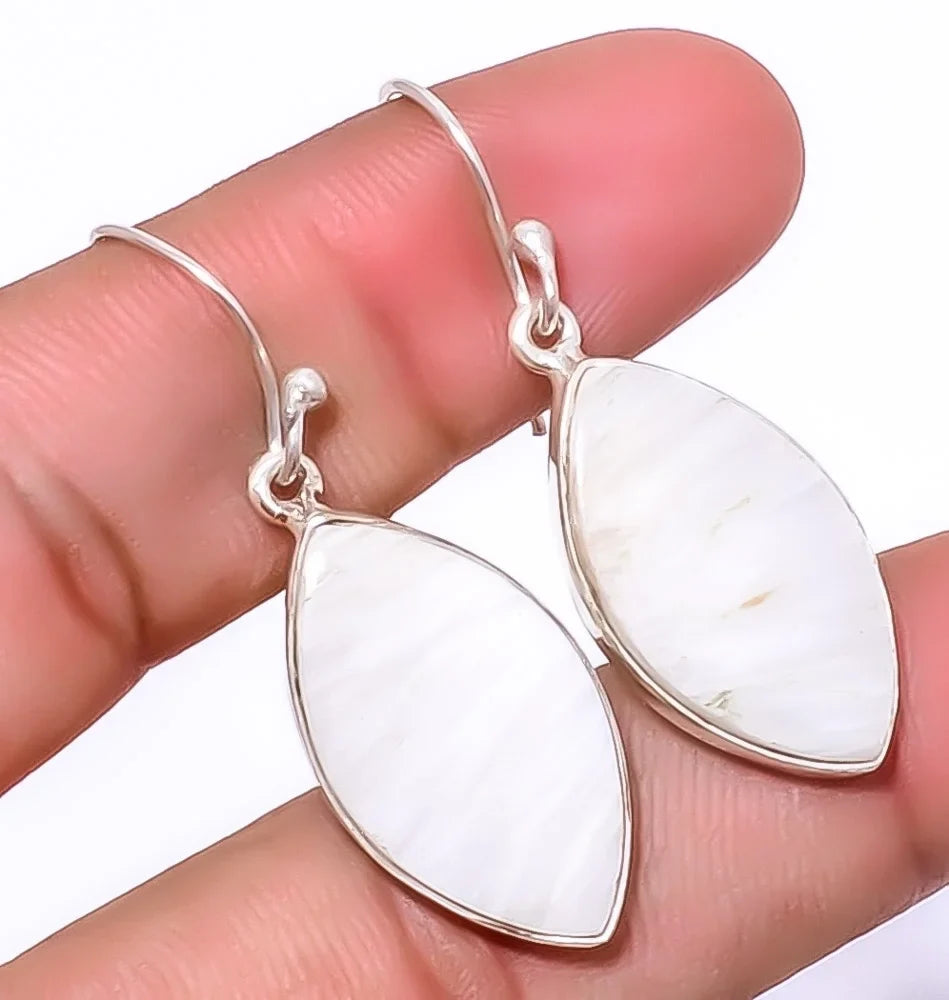 White Scolecite - India Gemstone 925 Silver Plated Jewelry Earring 1.76" A379, Valentine's Day Gift, Birthday Gift, Beautiful Jewelry For Woman